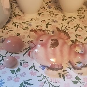 Ceramic Fish Figurine - Pink
